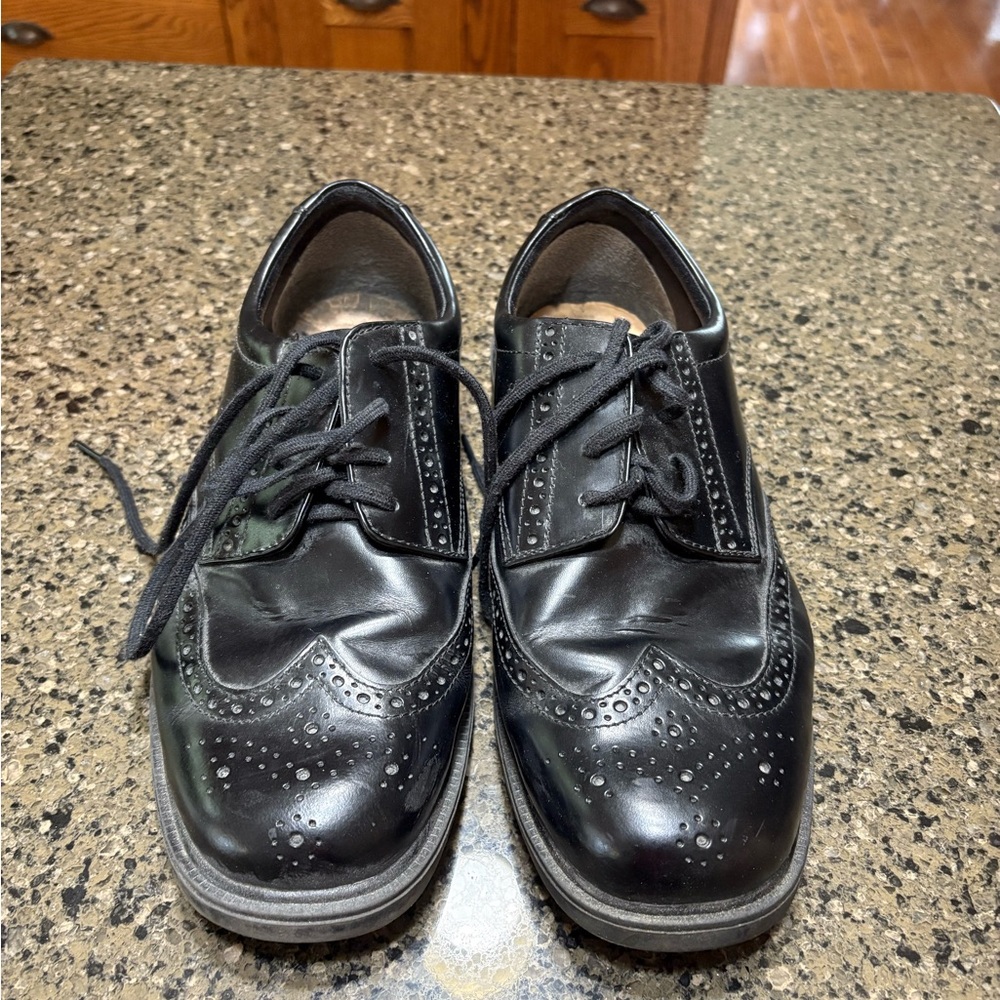 Nunn Bush Black Oxford Wingtip Shoes